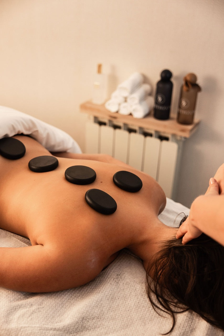 Hot Stone Massage (60 min)